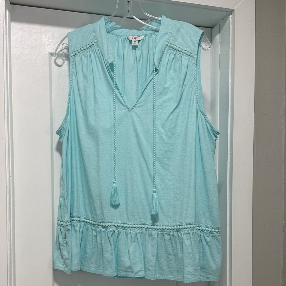 Crown & Ivy Aqua Sleeveless Top